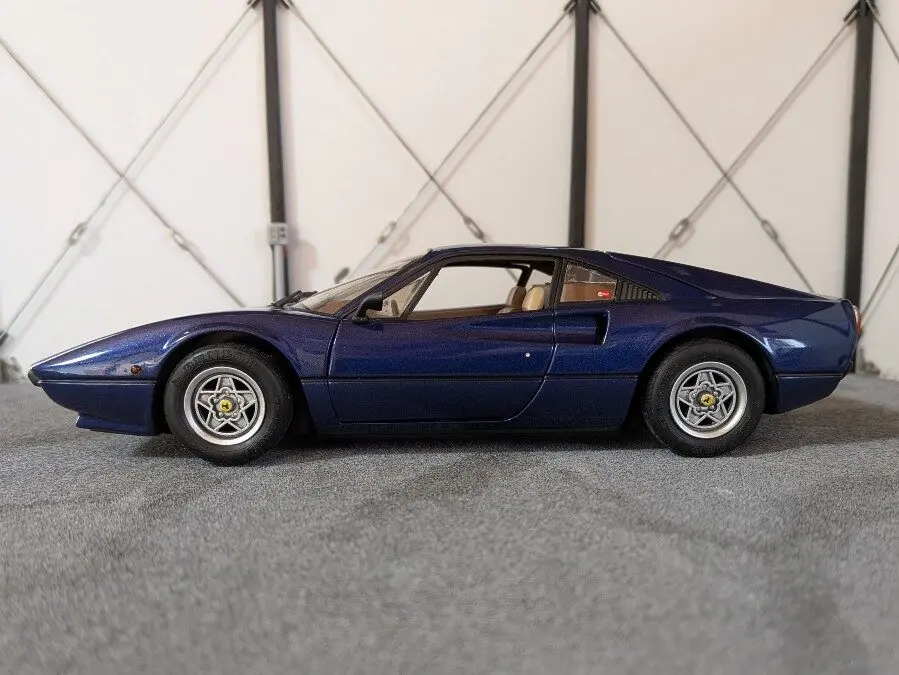 グンゼ産業 1/24スケール フェラーリ308GTB – ホビークラウド｜模型