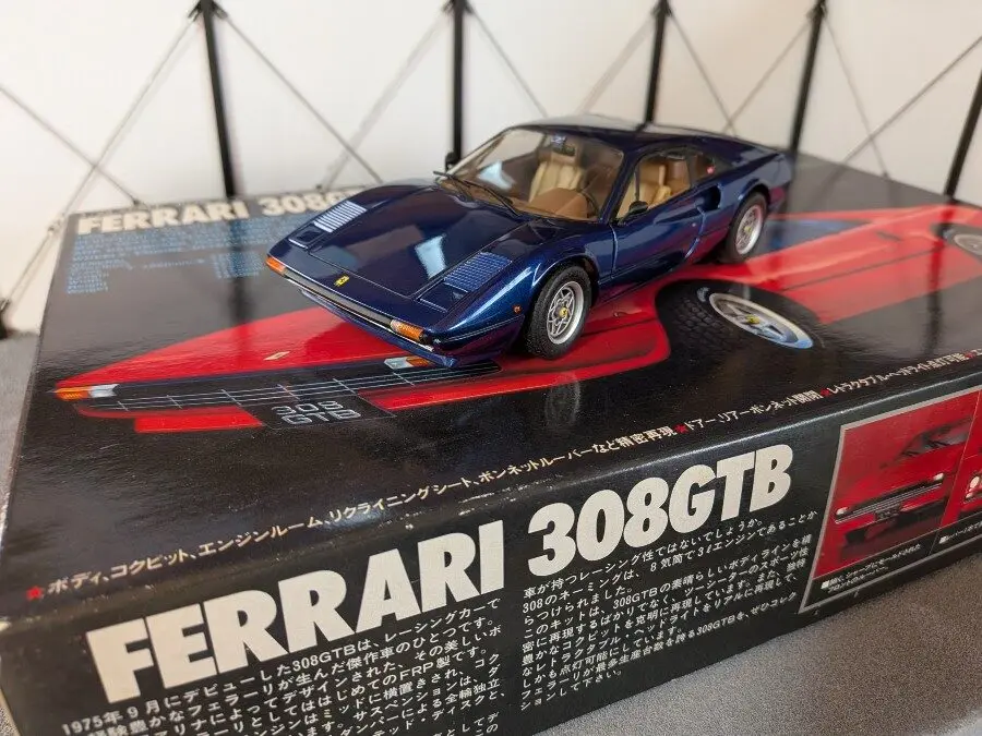 グンゼ産業 1/24スケール フェラーリ308GTB – ホビークラウド｜模型
